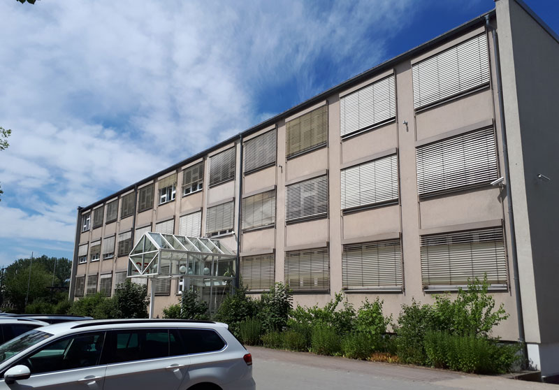 Frontansicht B&uuml;rogeb&auml;ude Objekt 52 - B&uuml;rofl&auml;che zu vermieten